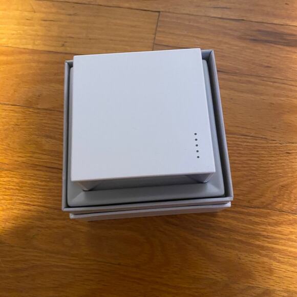 NWT Cue® Reader Health Monitoring System - Picture 4 of 5